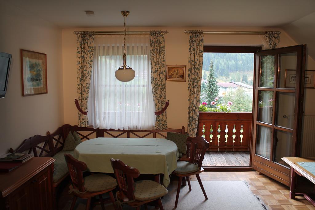 Haralds Ferienwohnungen Bad Kleinkirchheim Room photo