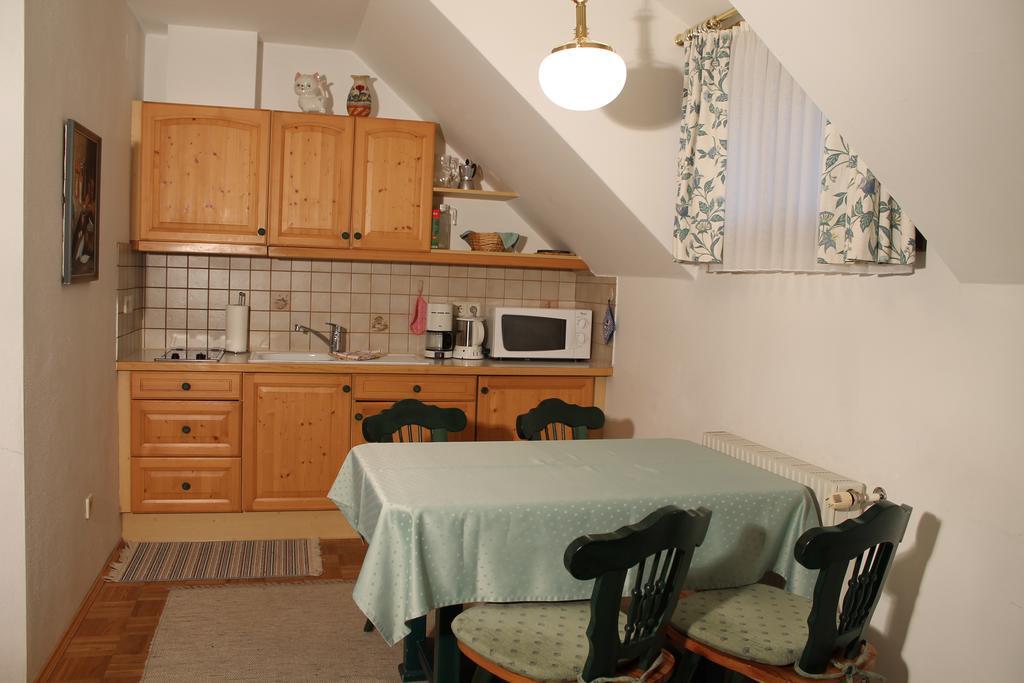 Haralds Ferienwohnungen Bad Kleinkirchheim Room photo